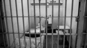 Deposedau de apartamente persoane vulnerabile din Chișinău. Doi escroci au fost condamnați la 20 și 17 ani închisoare